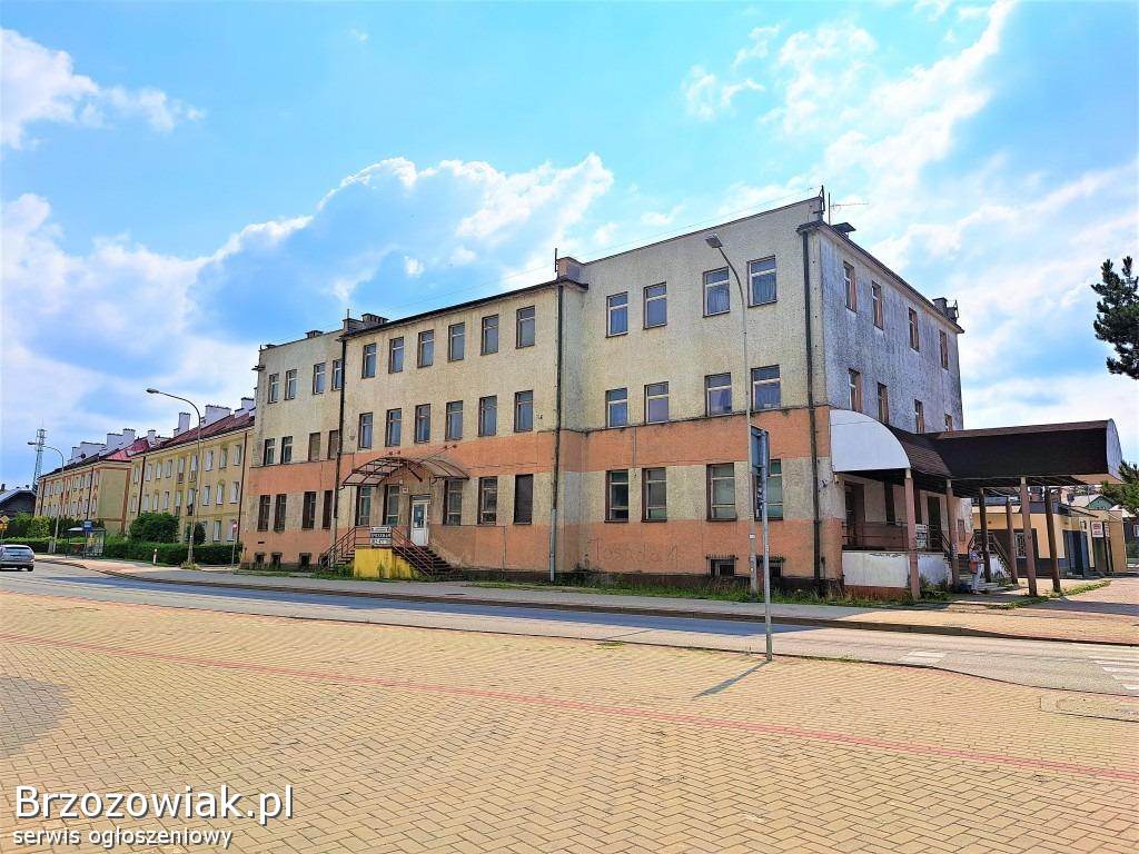 Na sprzedaż budynek o pow.  użytkowej 2008 mkw.  Sanok Posada
