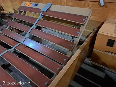 Łóżko podwójne z regulowanym stelażem