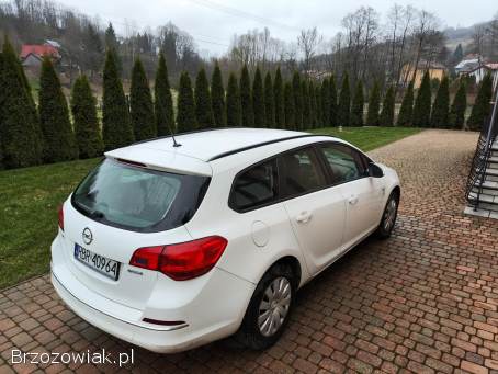 Sprzedam -  Opel Astra -  2015 -  276 265 km -  1 598 cm3 -  Diesel