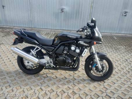 Yamaha FZS 2000