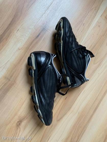 Buty korki