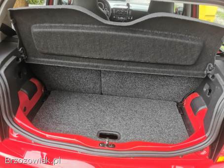 Volkswagen up! 2012