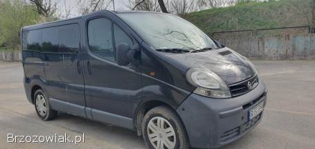 Nissan Primaster Osobowy 2004