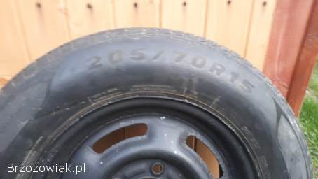 Sprzedam opony z felgami 205/70 r15 5x139.  7