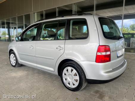 Volkswagen Touran 1.  6B 7-osobowy  2003