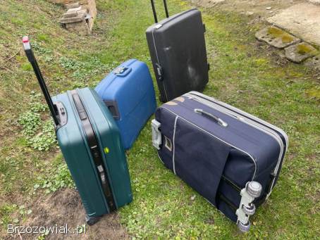 Zestaw 4 podróżnych walizek
