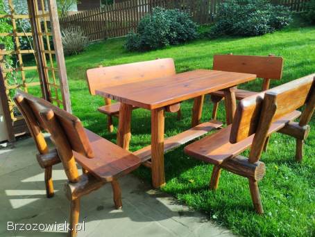 Stół i ławki drewniane