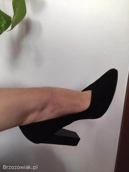 Sprzedam buty w ATRAKCYJNEJ cenie