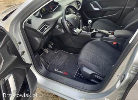Peugeot 308 2016