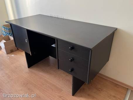 Solidne czarne biurko z szafką i 3 szufladami -  Meble Polskie