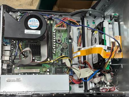 Komputer stacjonarny biurowy Intel Pentium 4 -  Windows XP