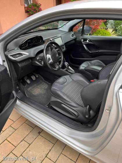 Peugeot 208 2013