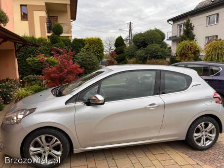 Peugeot 208 2013
