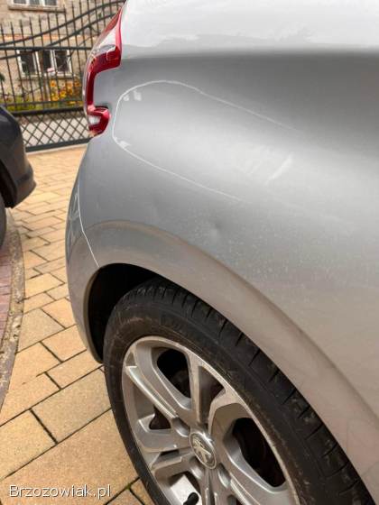Peugeot 208 2013