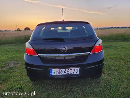 Opel Astra H 2008