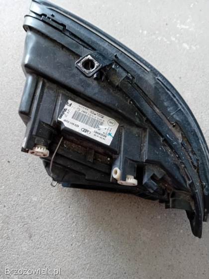 Lampa audi a2 prawa przód