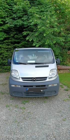 Sprzedam busa Opel Vivaro 1.  9 TDI