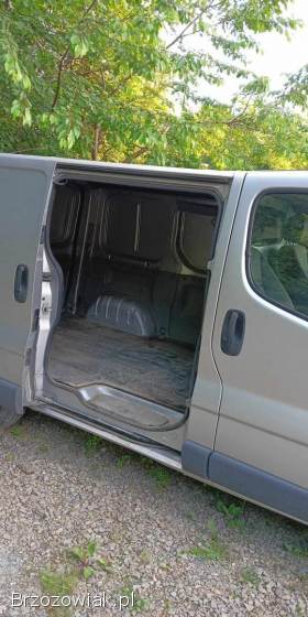 Sprzedam busa Opel Vivaro 1.  9 TDI