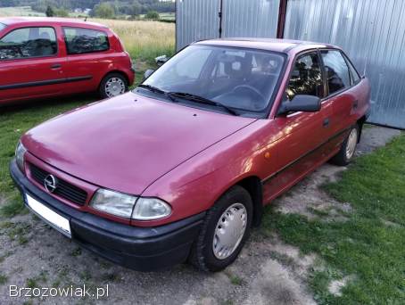 Opel Astra 1.  4 8v+GAZ!   2000