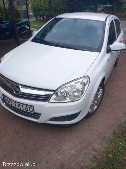Opel Astra 2009