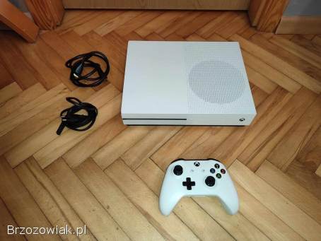 Okazja!  Xbox one S 500GB + pad i sporo gier!  Super Stan!  Gwarancja!