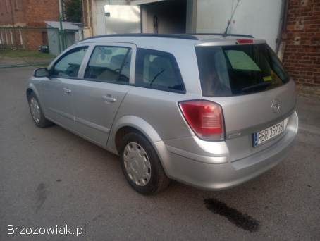 Opel Astra 1.  6 kombi 2005