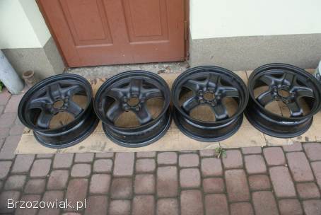 Felgi strukturalne Opel 16 cali rozstaw 5x110 z kołpakami Meriva B,  Astra Vectra
