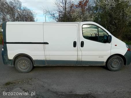 Renault trafic 1.  9 dci long