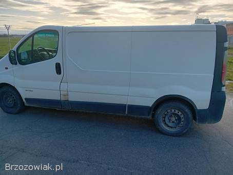 Renault trafic 1.  9 dci long