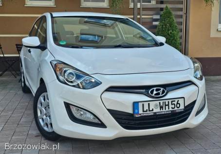 Hyundai i30 1.  4 CLASSIC 2012