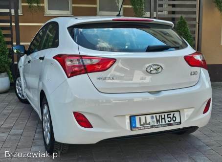 Hyundai i30 1.  4 CLASSIC 2012