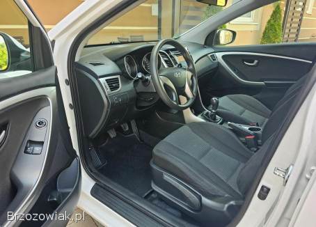 Hyundai i30 1.  4 CLASSIC 2012