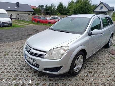 Opel Astra 1.  9CDTI 101km 07 2007