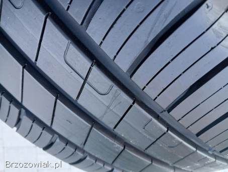 205/55r17 GOODYEAR,  4 opony 17 cali jak nowe,  8mm,  2019r