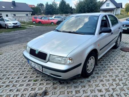 Škoda Octavia 1.  6 99r 1999