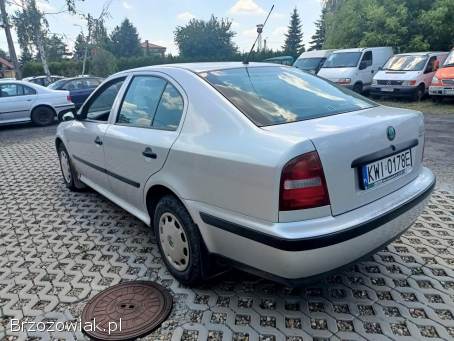 Škoda Octavia 1.  6 99r 1999