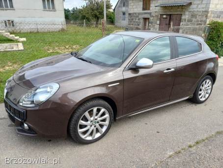 Alfa Romeo Giulietta Benzyna 1.  4 TB 2014