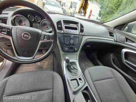 Opel Insignia 1.  8 2009