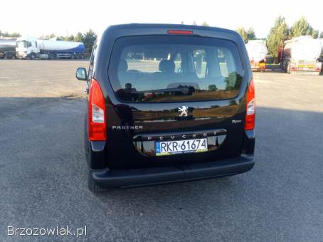 Peugeot Partner 1.  6 benzyna  2009