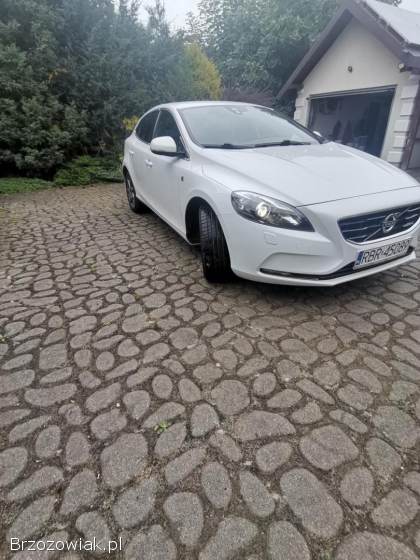 Volvo V40 2015
