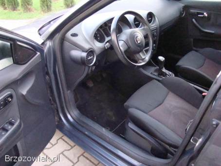 Seat Ibiza 1.  4 16V benz.   2007
