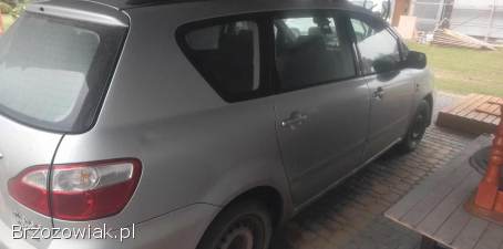 Toyota Avensis Verso 2005