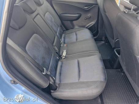 Hyundai ix20 1.  6b.  automat 2011