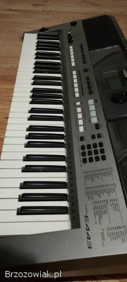 Keyboard Yamaha PSR E443