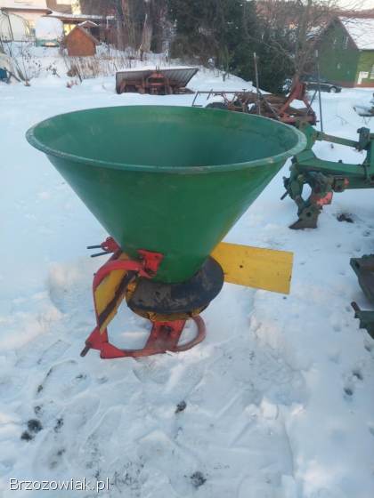 Lejek rozsiewacz siewnik
