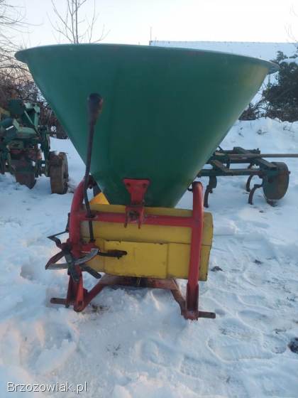 Lejek rozsiewacz siewnik