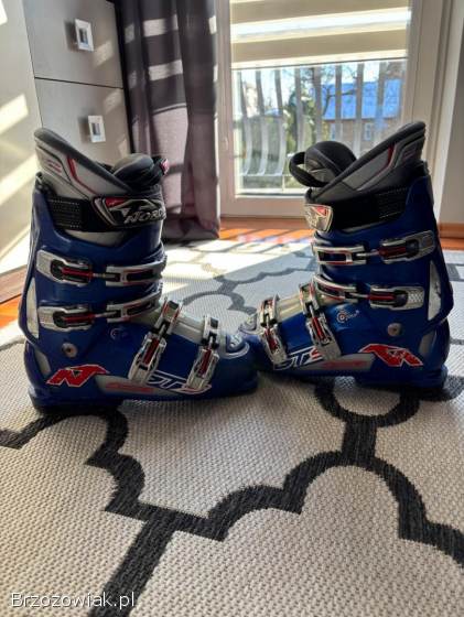 Narty zjazdowe z butami zestaw