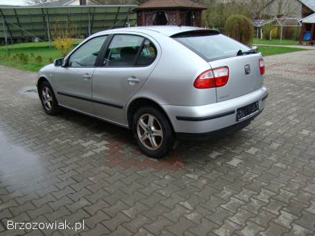 Seat Leon 1.  4 16V benz.   2001