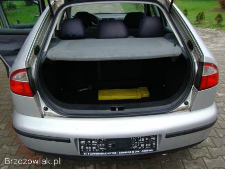 Seat Leon 1.  4 16V benz.   2001
