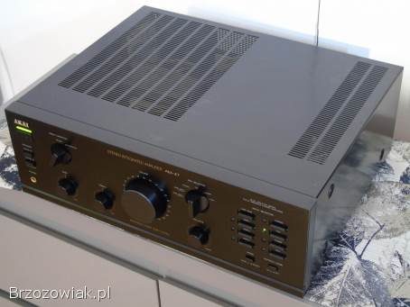 Świetny wzmacniacz Akai AM-47 sprawny i mocny 2x 120 wat.  DOSTAWA